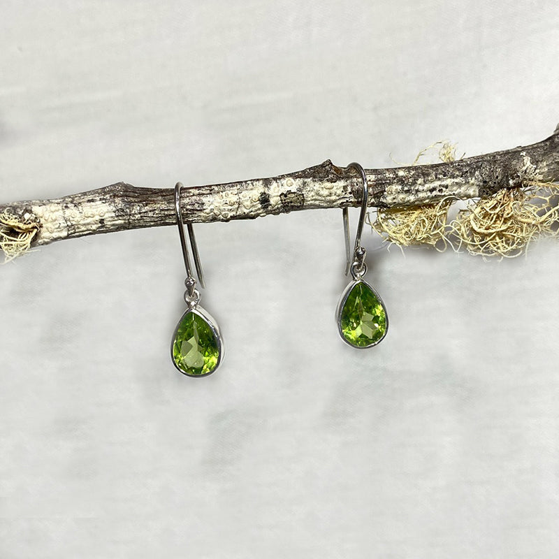 Faceted Teardrop Peridot Earrings
