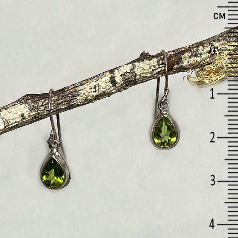 Faceted Teardrop Peridot Earrings