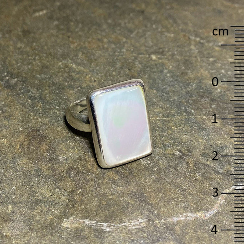 Mother Of Pearl Square Ring - Size 9