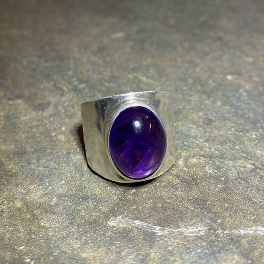 Hammered Silver Amethyst Ring - Size 9