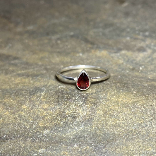 Teardrop Garnet Ring- Size 7
