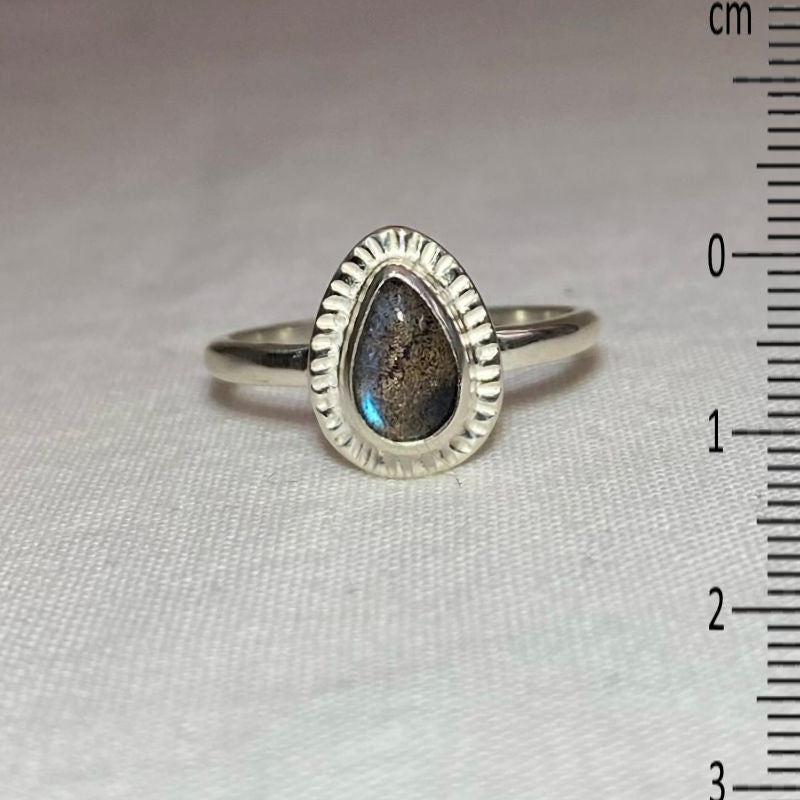 Teardrop Labradorite Ornate Sterling Silver Ring- Size 8