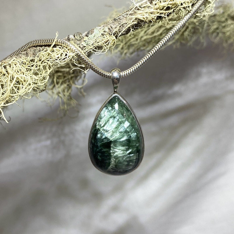 Seraphinite jewelry shop