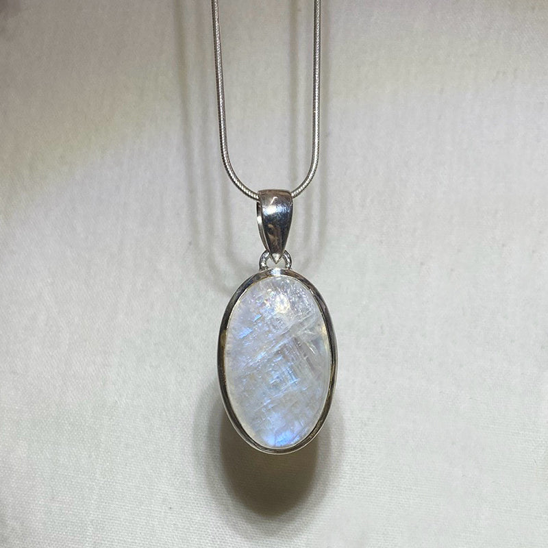 Oval Rainbow Moonstone Pendant