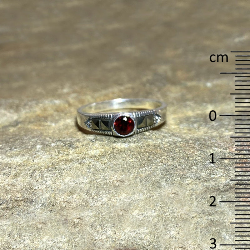 Round Faceted Garnet & Marcasite Ring- Size 7.5