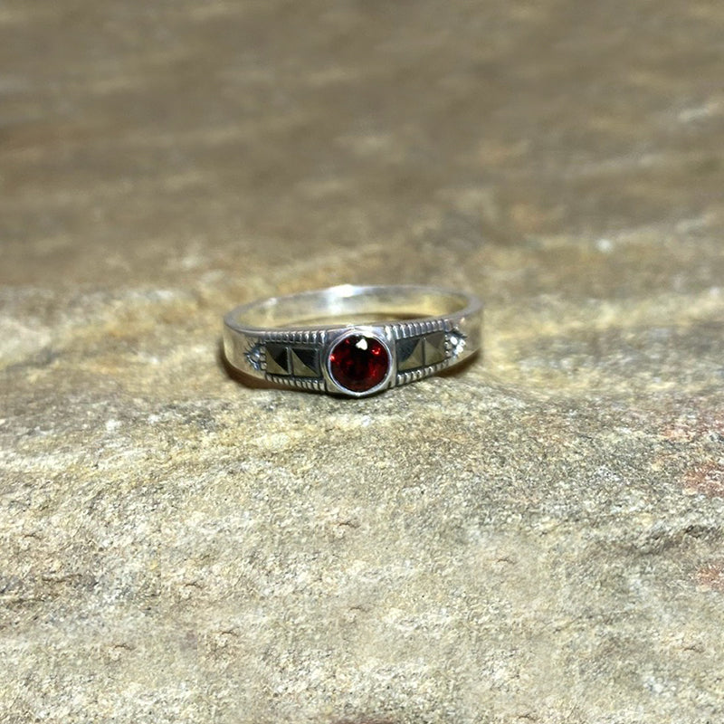 Round Faceted Garnet & Marcasite Ring- Size 7.5