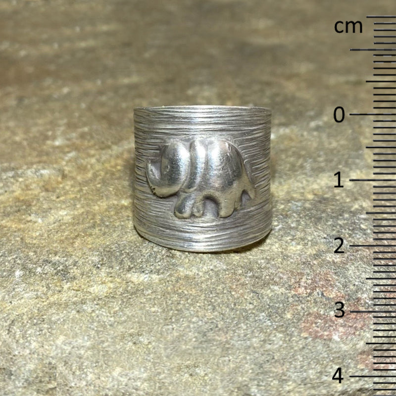 Hilltribe Silver Elephant Ring- Size 9