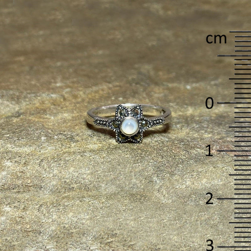 Round Pearl & Marcasite Ring- Size 7