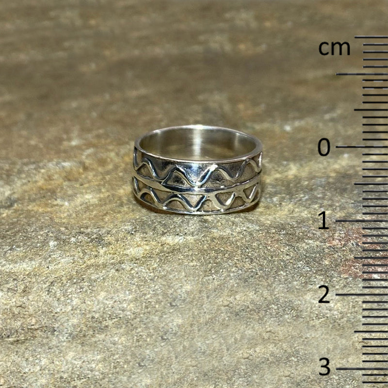 Ornate Sterling Silver Ring- Size 7