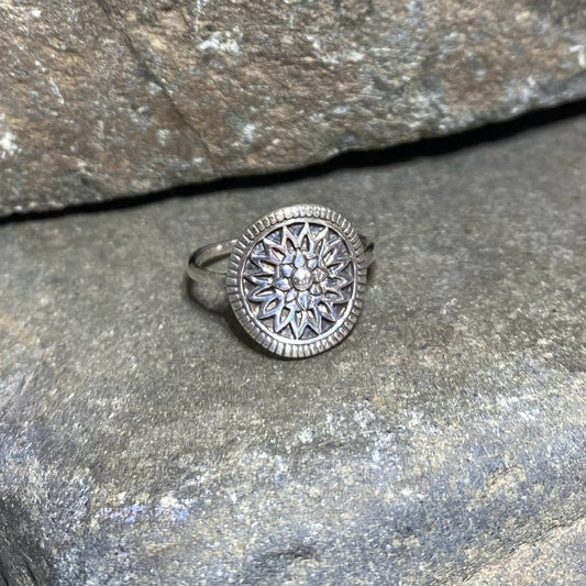 Sterling Silver Flower Ring- Size 8