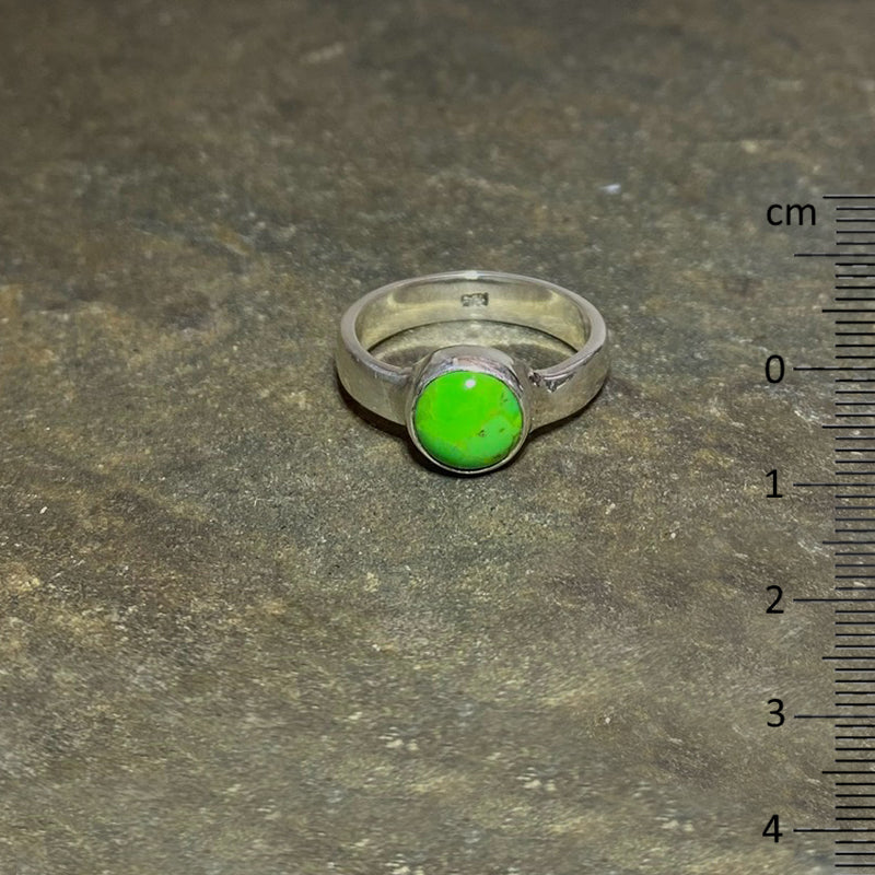 Round Gaspeite Ring- Size 7