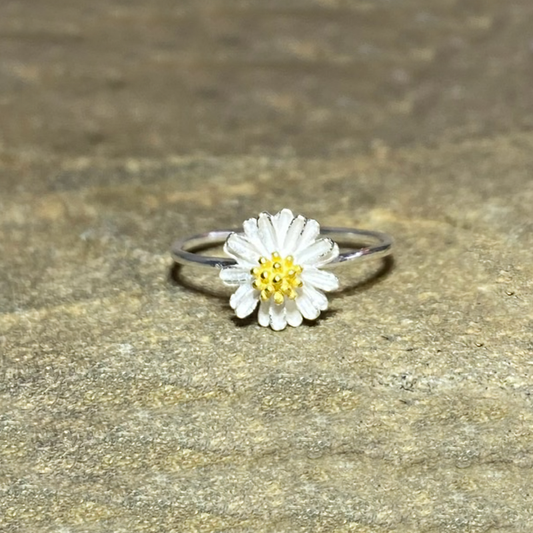 Sterling Silver & Yellow Gold Daisy Ring