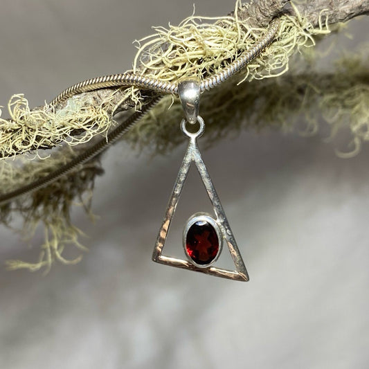 Sterling Silver Triangle Round Faceted Garnet Pendant
