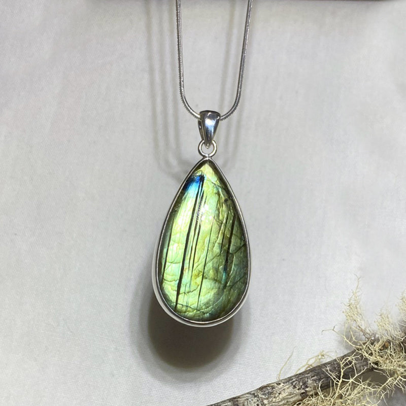 Teardrop Green Flash Labradorite Pendant