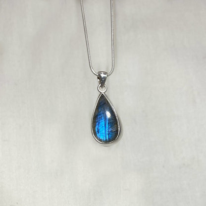 Blue Flash Teardrop Labradorite Pendant