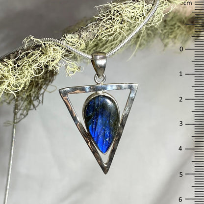 Hammered Silver & Pear Shaped Blue Flash Labradorite Pendant