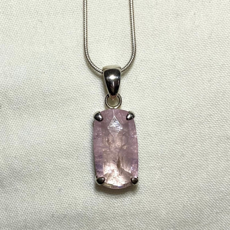 Faceted Rectangle Morganite Pendant
