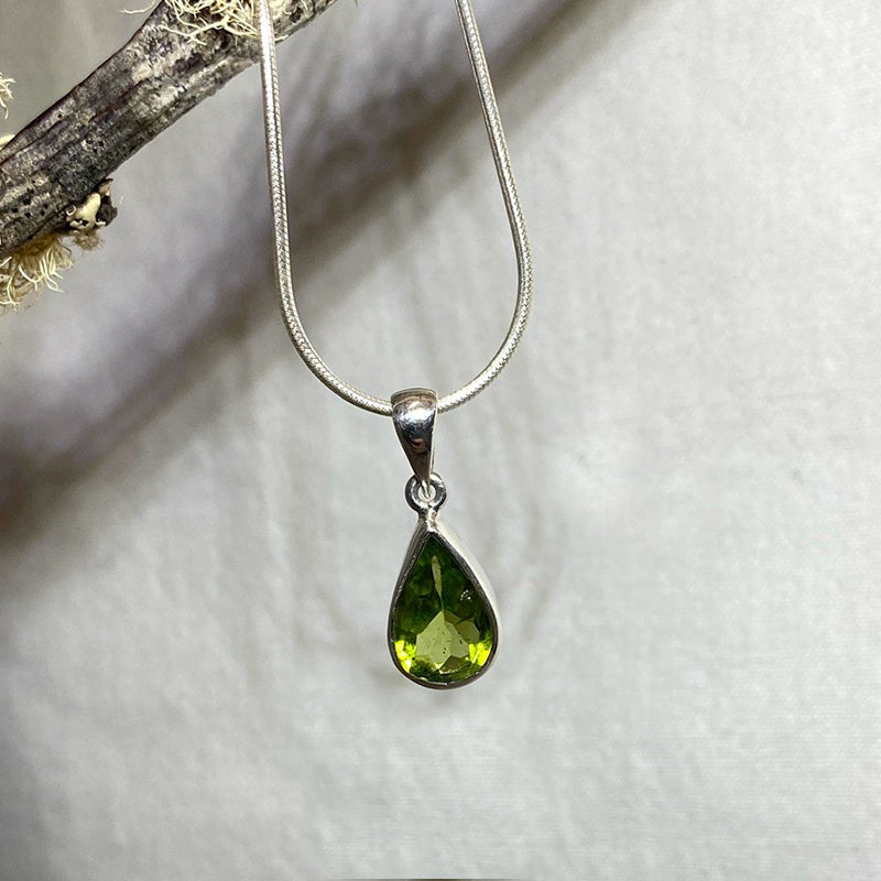 Teardrop Faceted Peridot Pendant