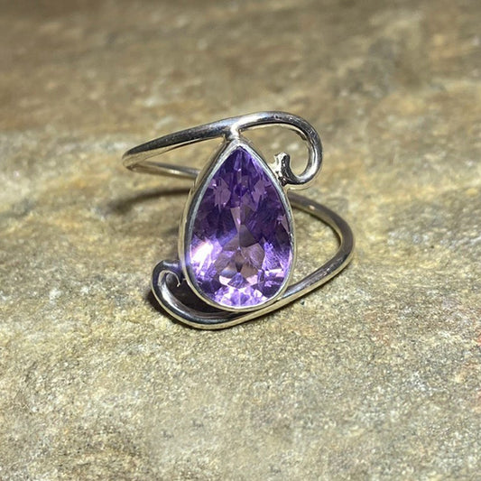 Offset Sterling Silver Teardrop Faceted Amethyst Ring- Size 8