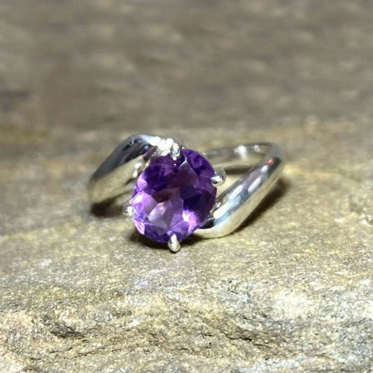 Faceted Oval Amethyst Offset Sterling Silver Ring- Size 9