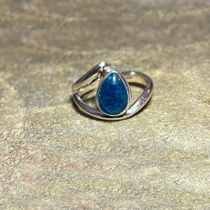 Sterling Silver Offset Teardrop Blue Apatite Ring- Size 7