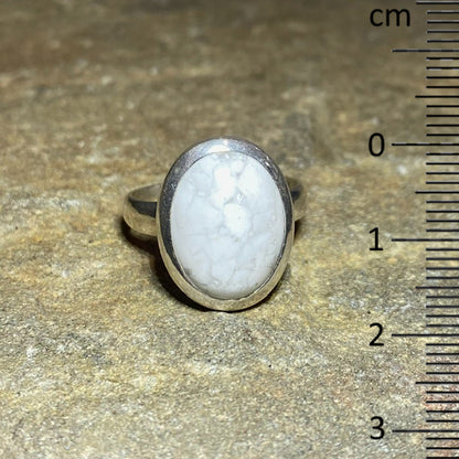 Oval Howlite Ring- Size 8