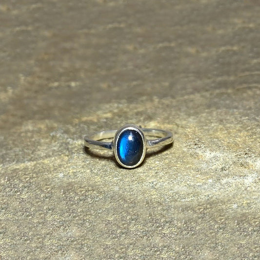 Oval Blue Flash Labradorite Ring- Size 7.5