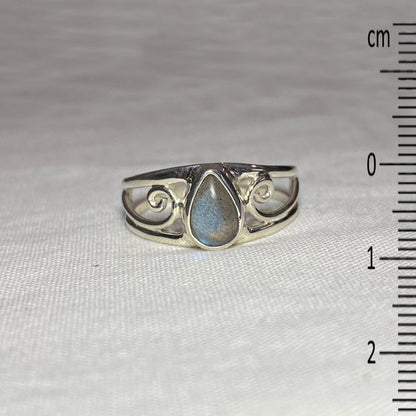 Teardrop Labradorite Ornate Sterling Silver Ring- Size 8