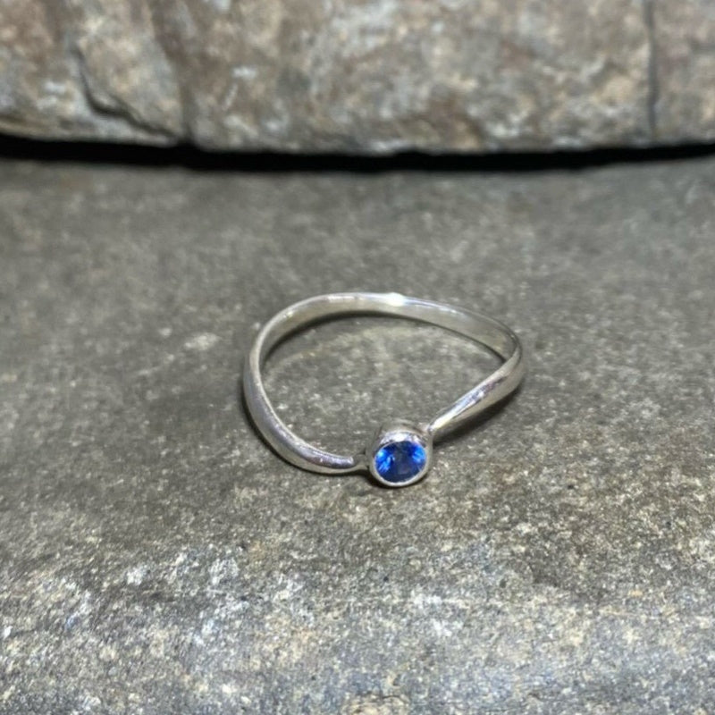 Offset Sterling Silver Round Faceted Blue Sapphire Ring- Size 6.5