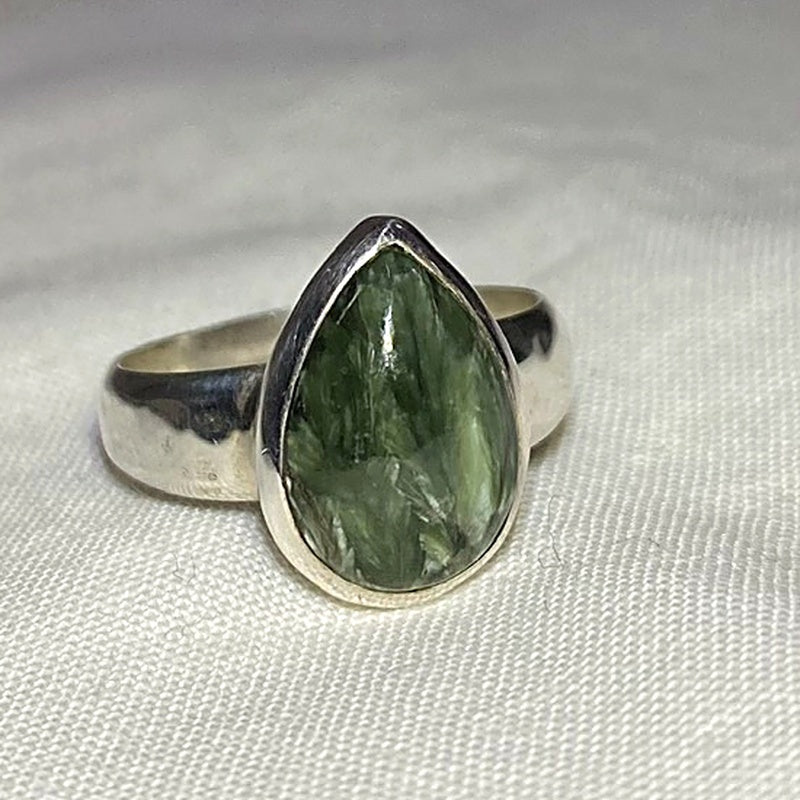 Teardrop Seraphinite Ring- Size 8.5