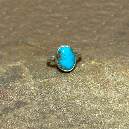 Oval Turquoise Ring- Size 8.5