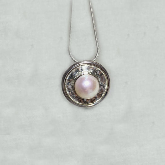 Round Pearl Pendant