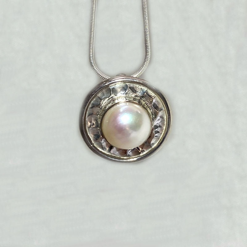 Round Pearl Pendant