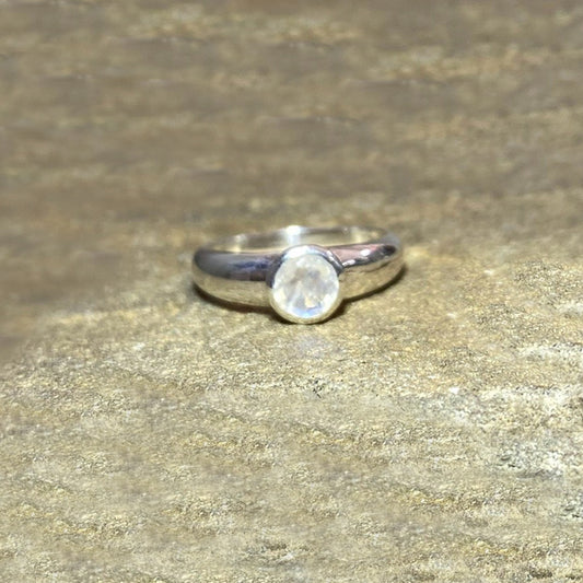 Round Faceted Rainbow Moonstone Ring- Size 8