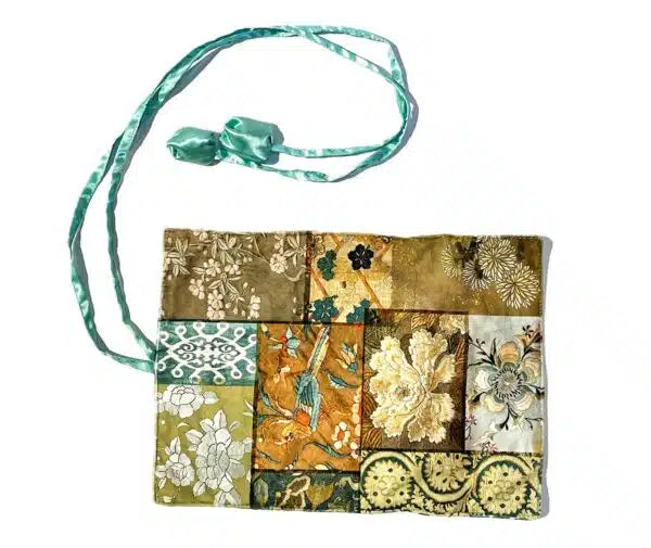 Velvet Jewellery Roll