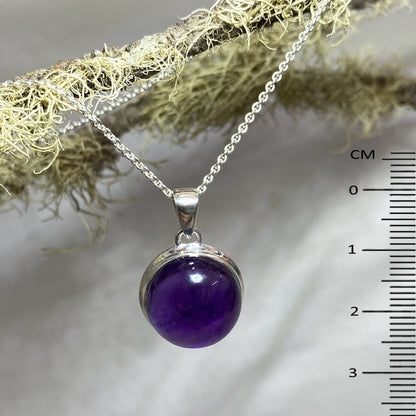 Round Amethyst Pendant