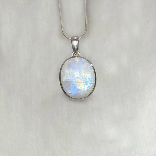 Oval Rainbow Moonstone Pendant