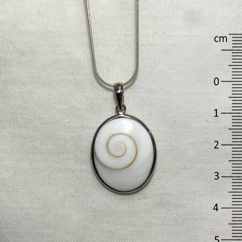 Oval Swirl Shell Pendant