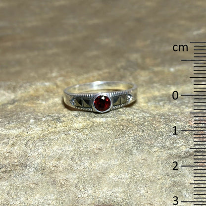 Round Faceted Garnet & Marcasite Ring- Size 7.5
