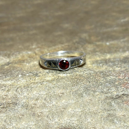 Round Faceted Garnet & Marcasite Ring- Size 7.5