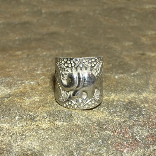 Hilltribe Silver Elephant Ring- Size 9