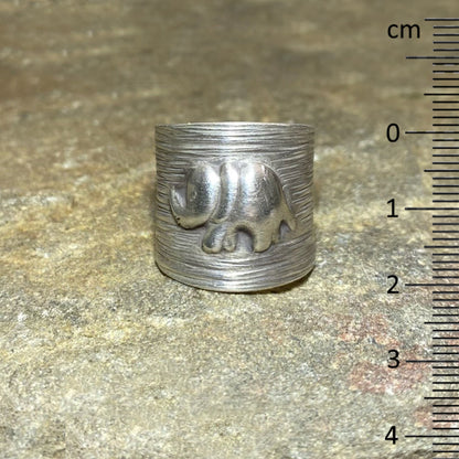 Hilltribe Silver Elephant Ring- Size 9