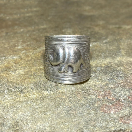 Hilltribe Silver Elephant Ring- Size 9