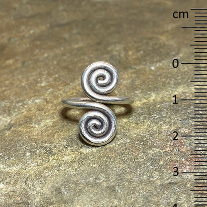 Hilltribe Silver Swirling Ring- Size 7.5