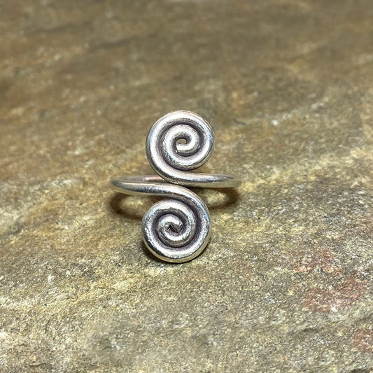 Hilltribe Silver Swirling Ring- Size 7.5
