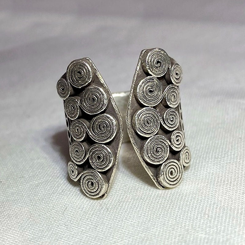 Hilltribe Silver Ring- Size 9