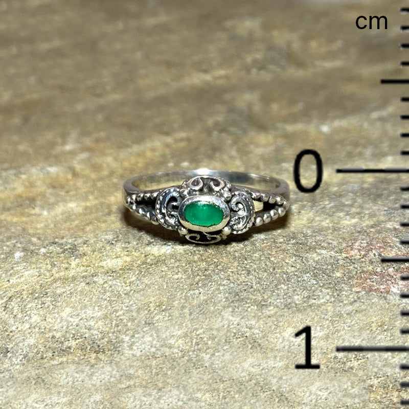 Oval Malachite Ornate Sterling Silver Ring- Size 8