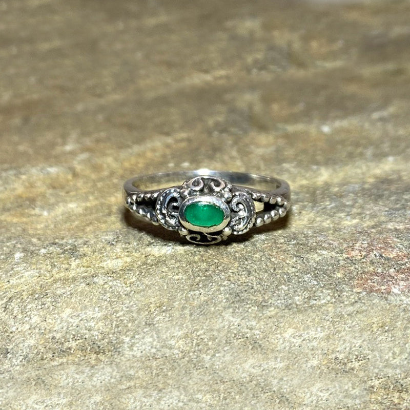 Oval Malachite Ornate Sterling Silver Ring- Size 8