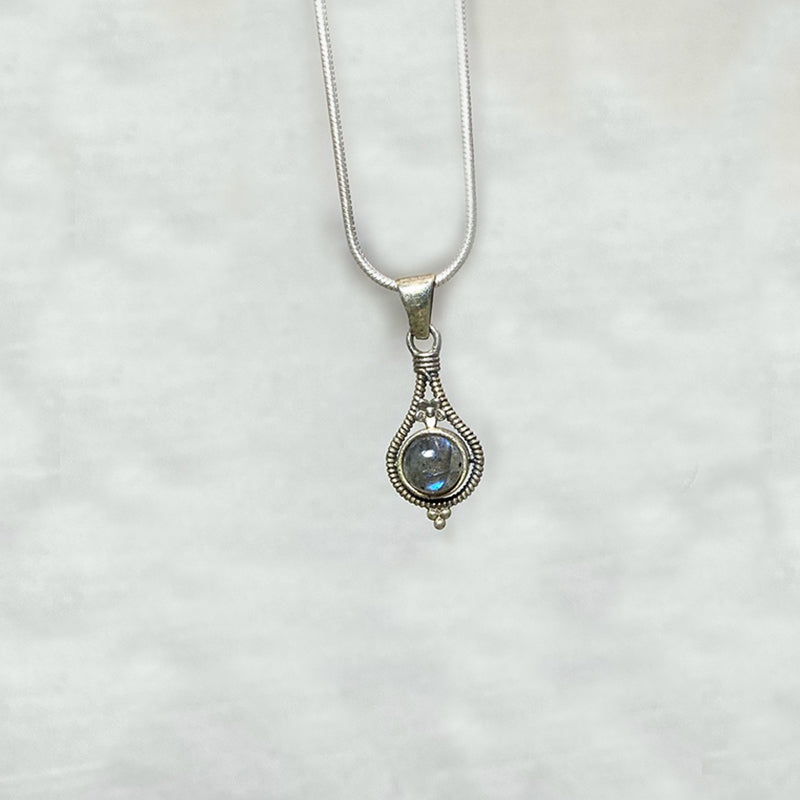 Round Labradorite Ornate Sterling Silver Pendant