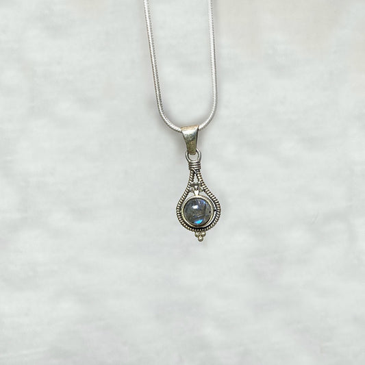 Round Labradorite Ornate Sterling Silver Pendant